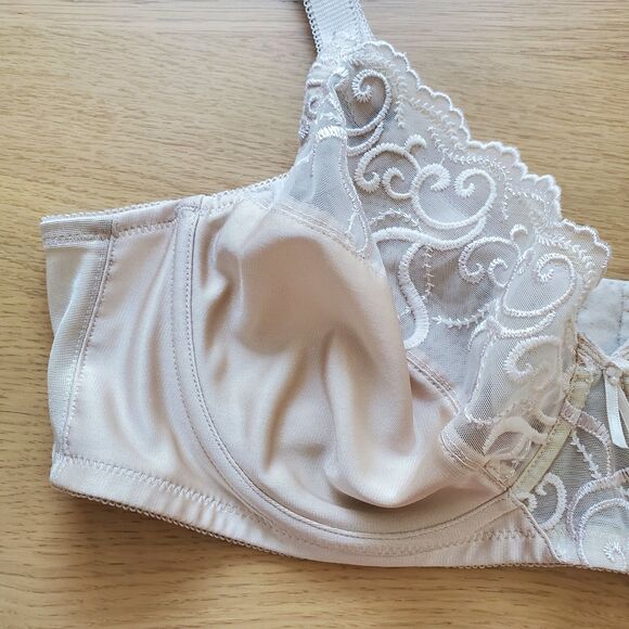 Wacoal Nude Underwire Bra 40B #85117 - Picture 5 of 10